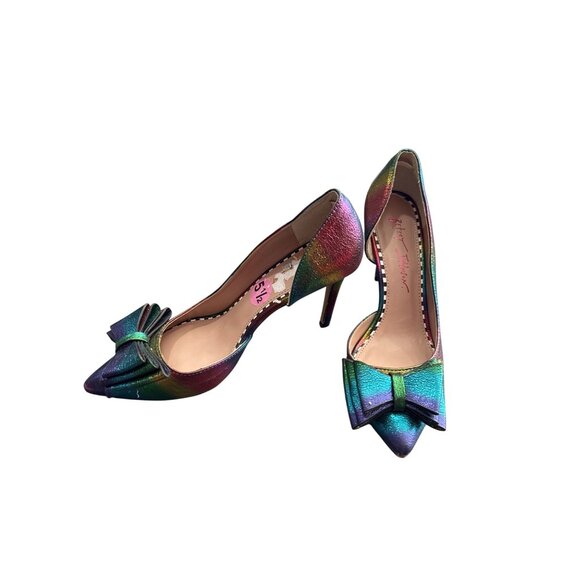 Betsey Johnson womans inbow Metallic Stiletto Heels Size 5.5 SKU8165 - Picture 2 of 14